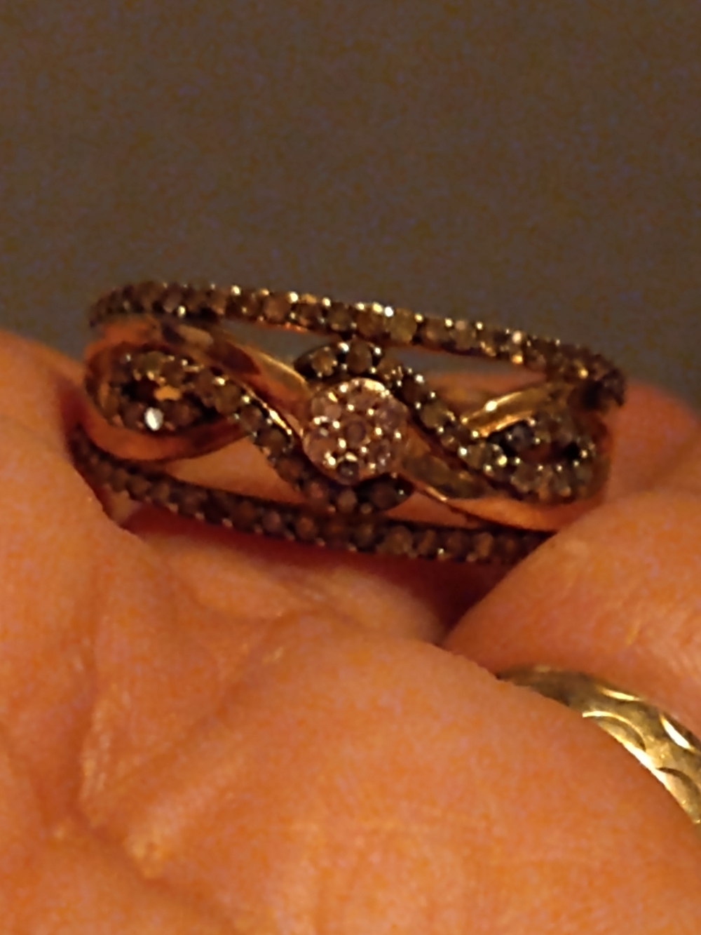 Rose Gold and Black Stones Women's Ring